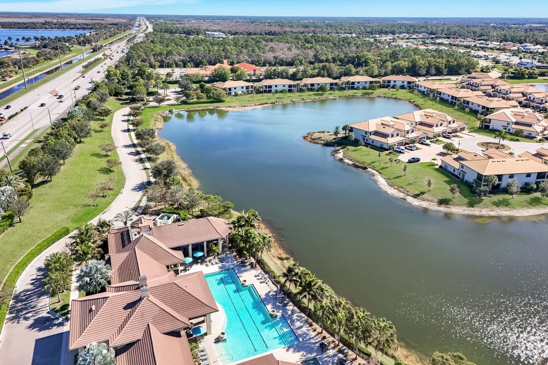 2302 Grenadines Way, Naples, FL