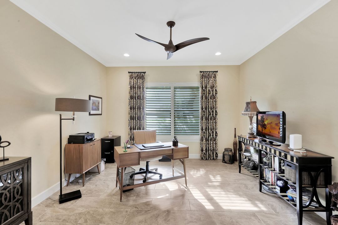 8908 Savona Ct, Naples, FL 34119