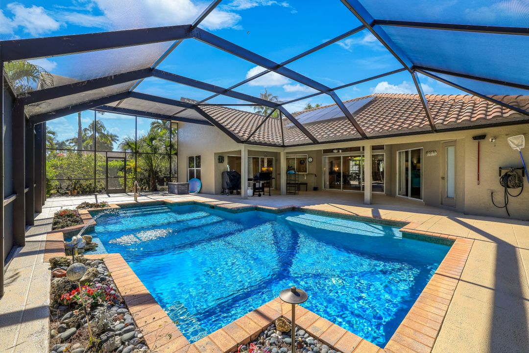 146 Muirfield Cir, Naples, FL 34113