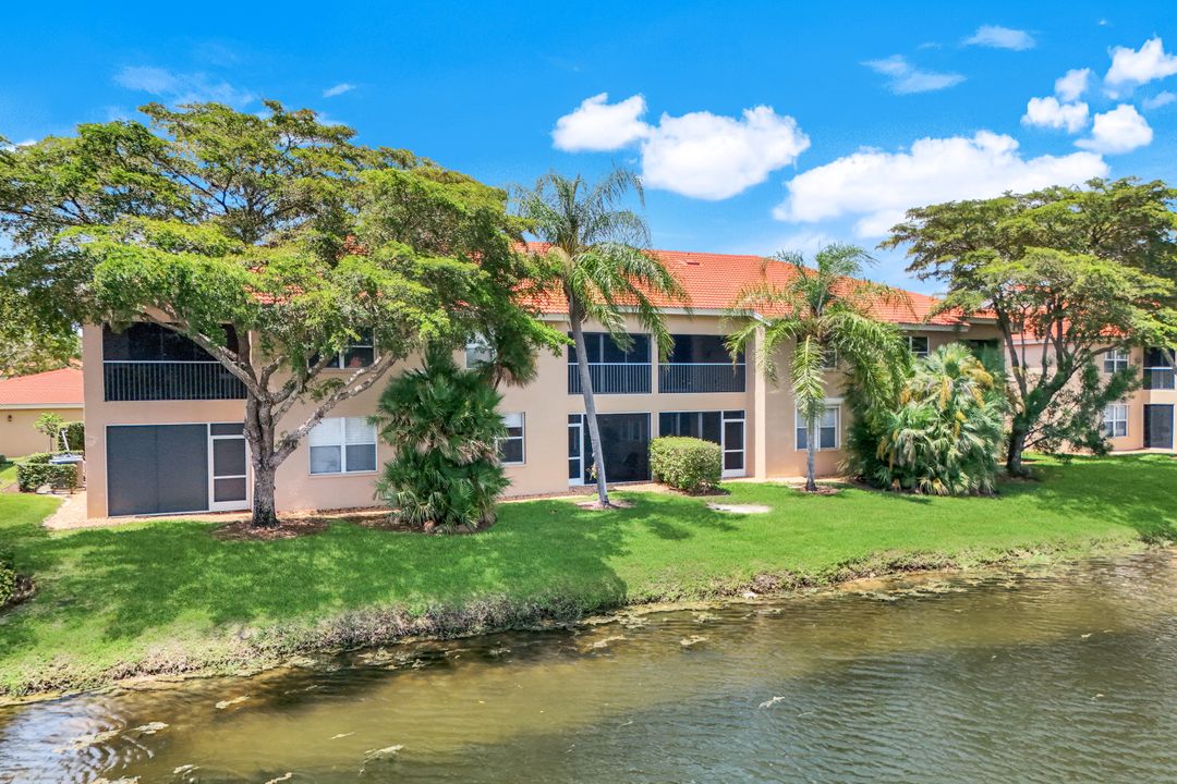 2440 Millcreek Ln #102, Naples, FL 34119