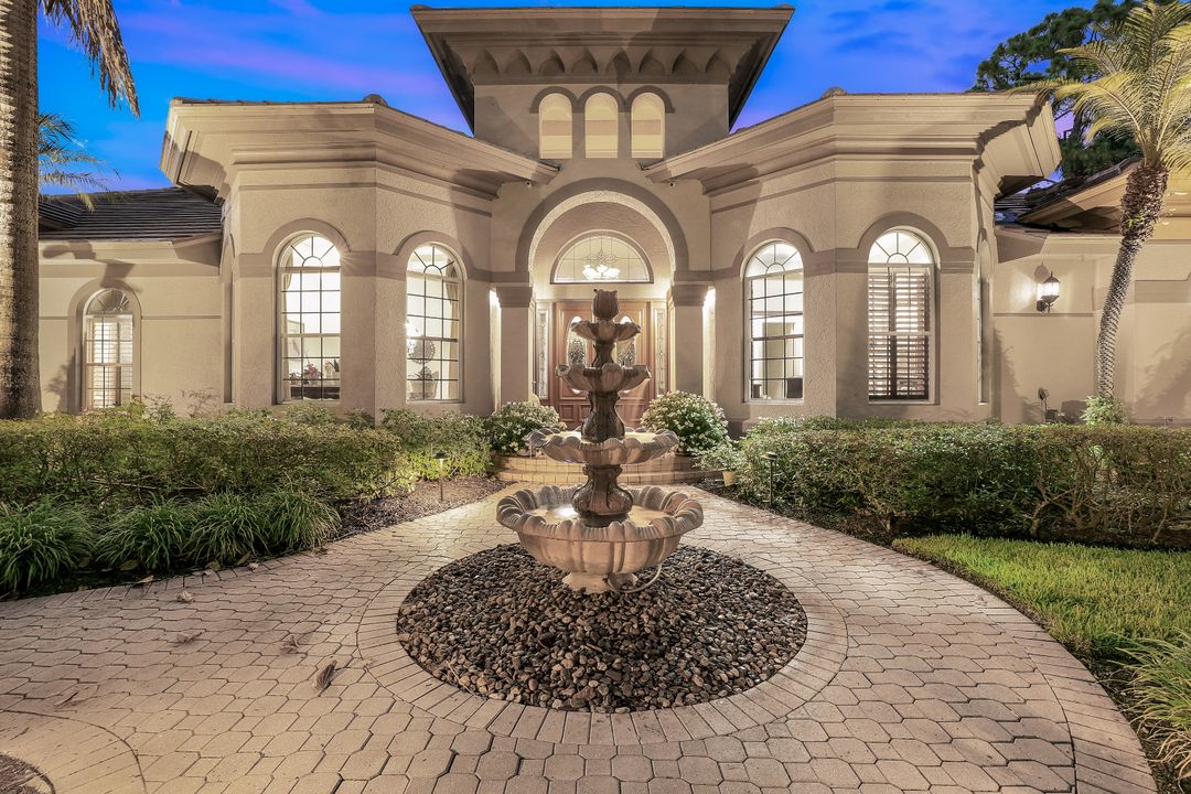 12099 Collier's Reserve Dr, Naples, FL 34110