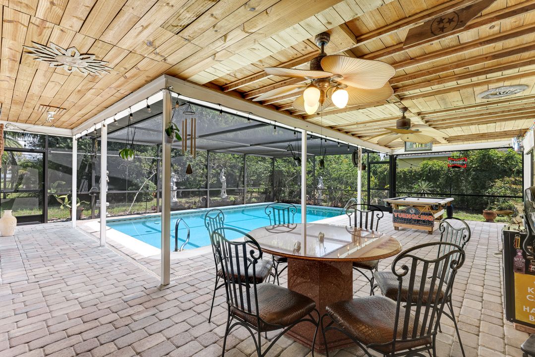 1725 SE 9th Terrace, Cape Coral, FL 33990