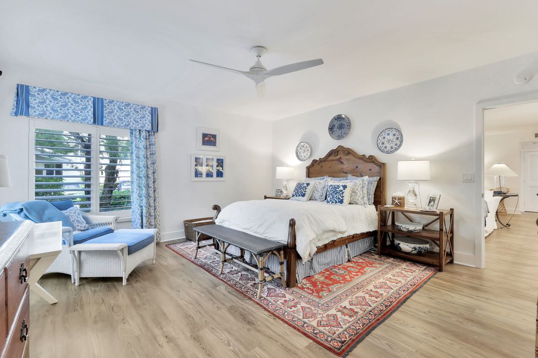 5801 Glencove Dr #502, Naples, FL 34108