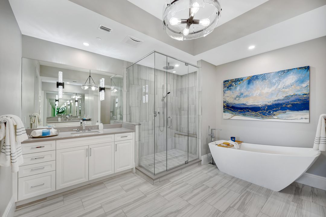 1130 3rd Ave S #512, Naples, FL 34102