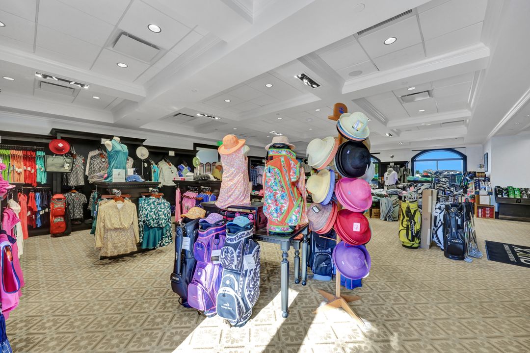 10420 Washingtonia Palm Way, Fort Myers, FL 33966