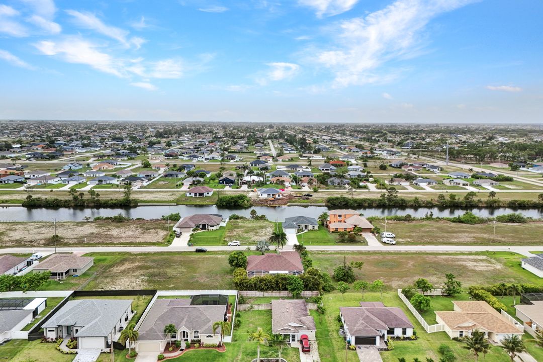 2223 NW 25th Terrace, Cape Coral, FL 33993