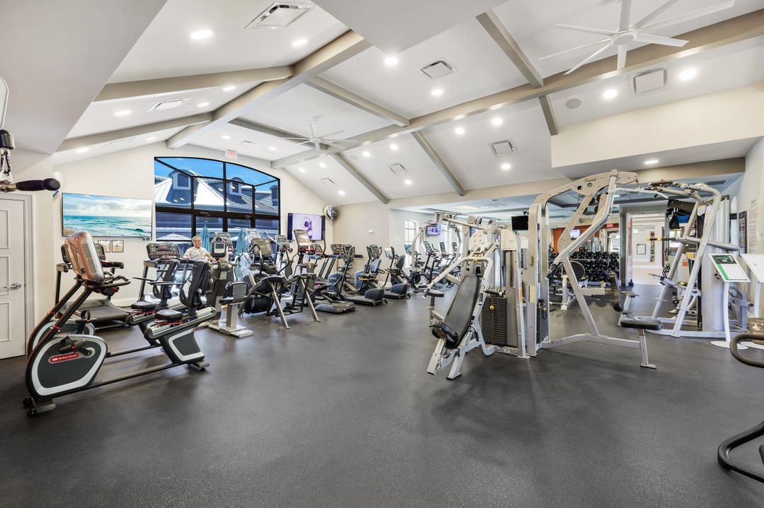 2385 Harmony Ln #204, Naples, FL 34109