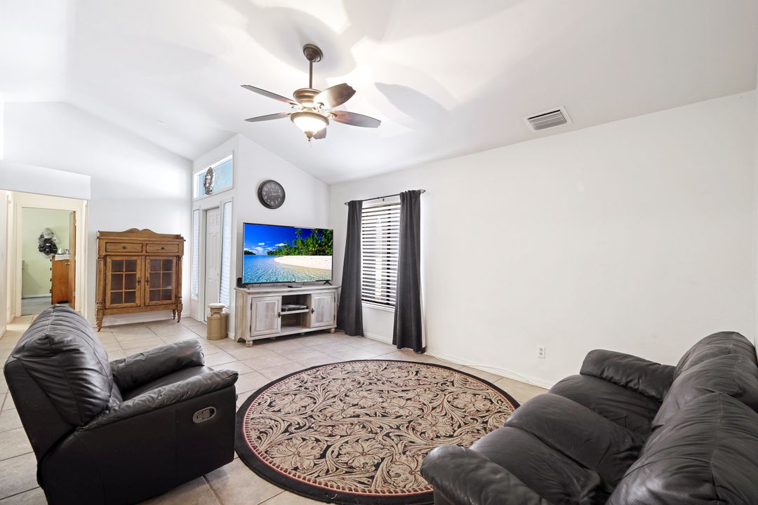 17409 Delaware Rd, Fort Myers, FL 33967