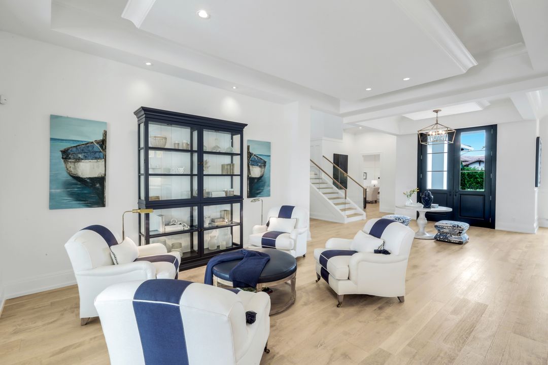 16744 Prato Way, Naples, FL 34110