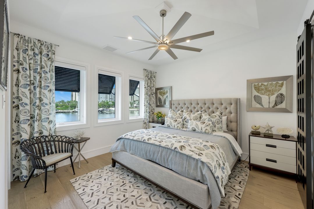 309 Neapolitan Way, Naples, FL 34103