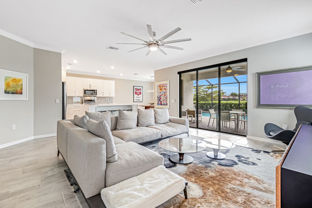 1603 Santiago Cir, Naples, FL 34113