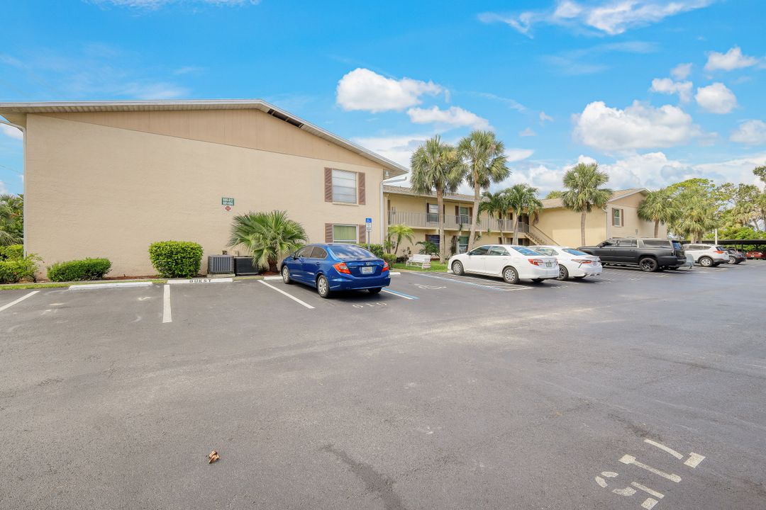 1100 Pondella Rd #611, Cape Coral, FL 33909