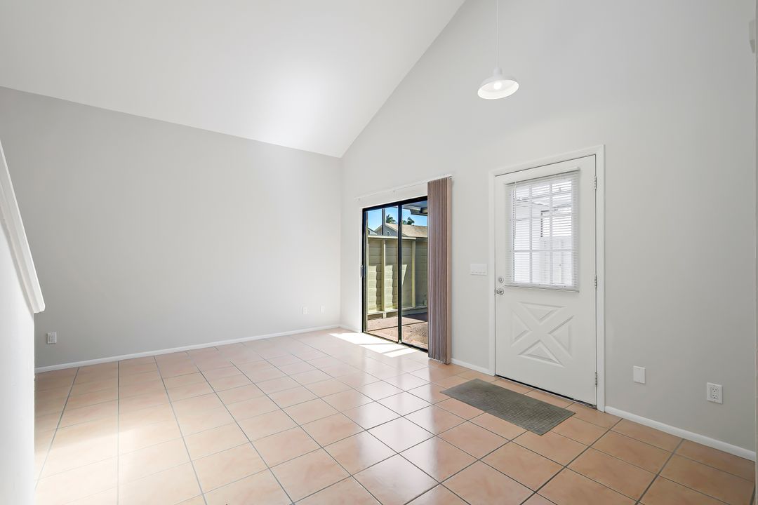 8401 S Haven Ln, Fort Myers, FL 33919