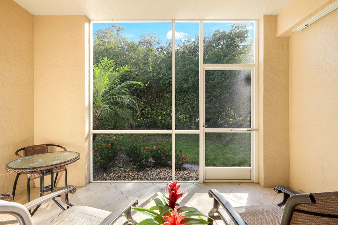 823 Tanbark Dr #103, Naples, FL 34108