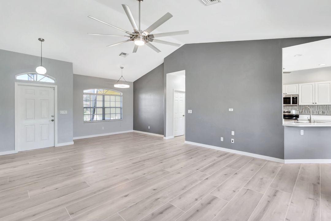4200 29th Pl SW, Naples, FL 34116