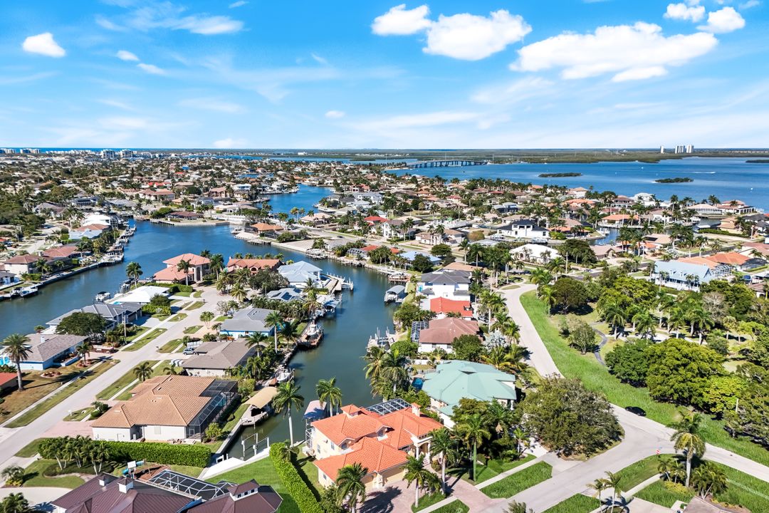 309 Rookery Ct, Marco Island, FL 34145