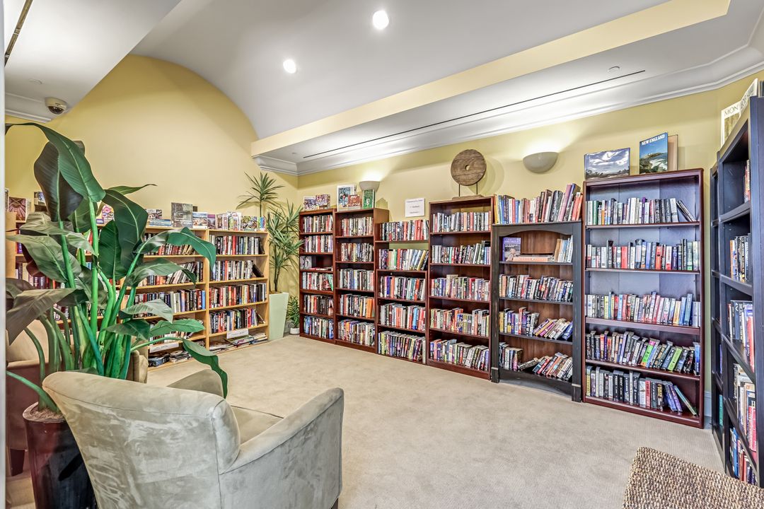 2743 First St #2303, Fort Myers, FL 33916