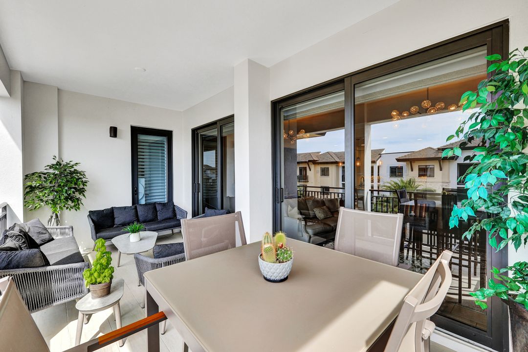 1035 3rd Ave S #514, Naples, FL 34102