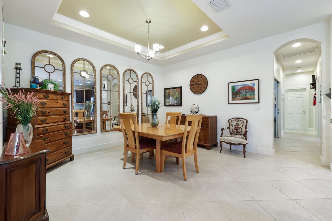 10436 Peso Del Rio Dr, Fort Myers, FL 33908