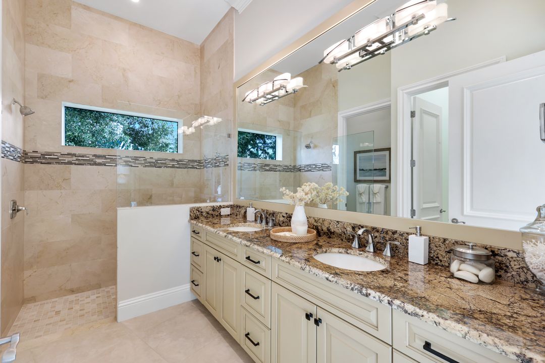80 Anchor Ct, Marco Island, FL 34145