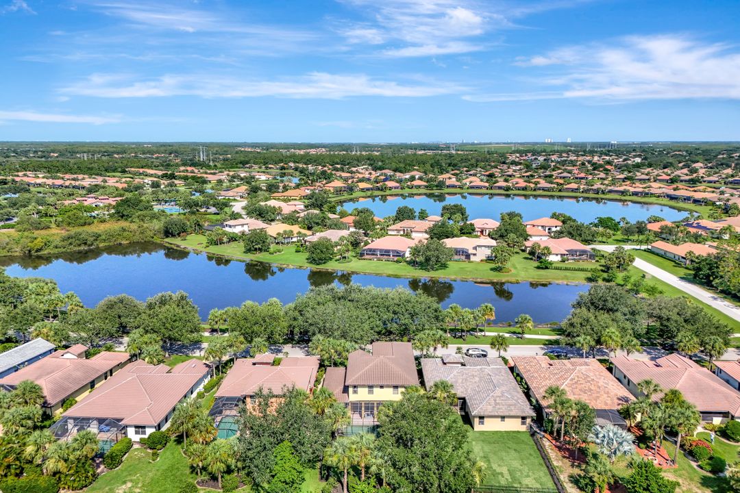 12693 Kentwood Ave, Fort Myers, FL 33913