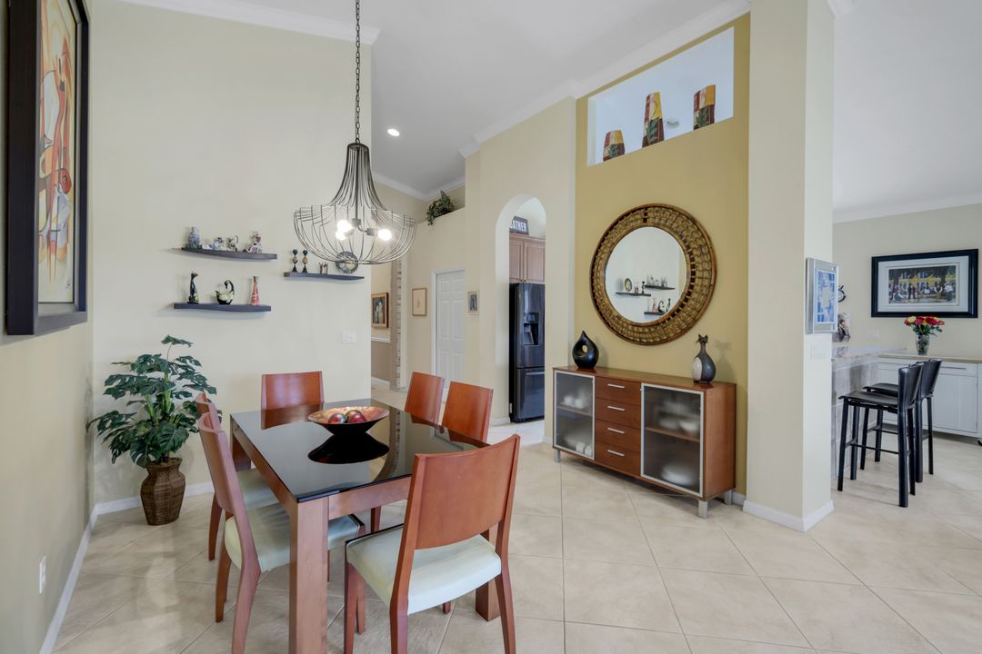 9337 Sun River Way, Estero, FL 33928