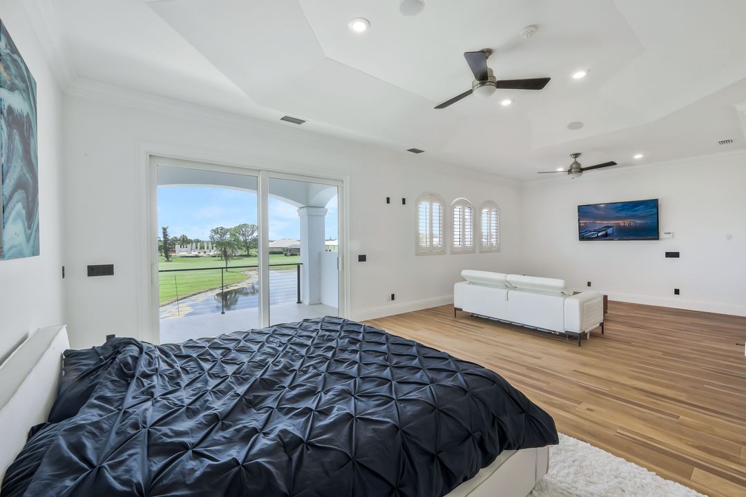 11929 Princess Grace Ct, Cape Coral, FL 33991
