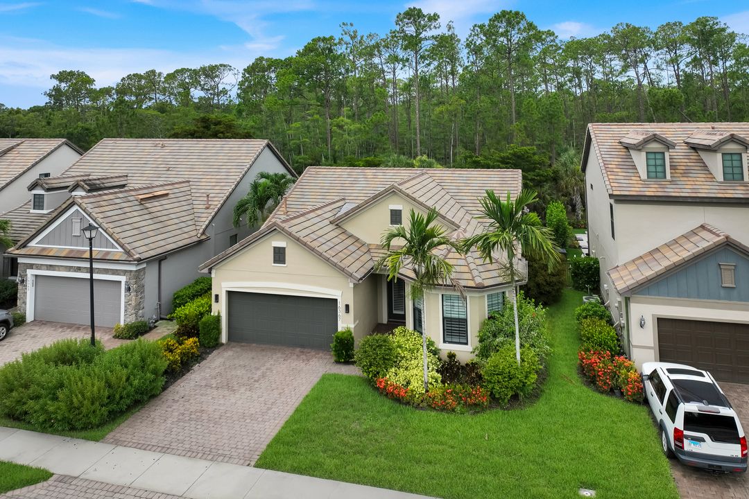16367 Halberry Ln, Naples, FL 34110