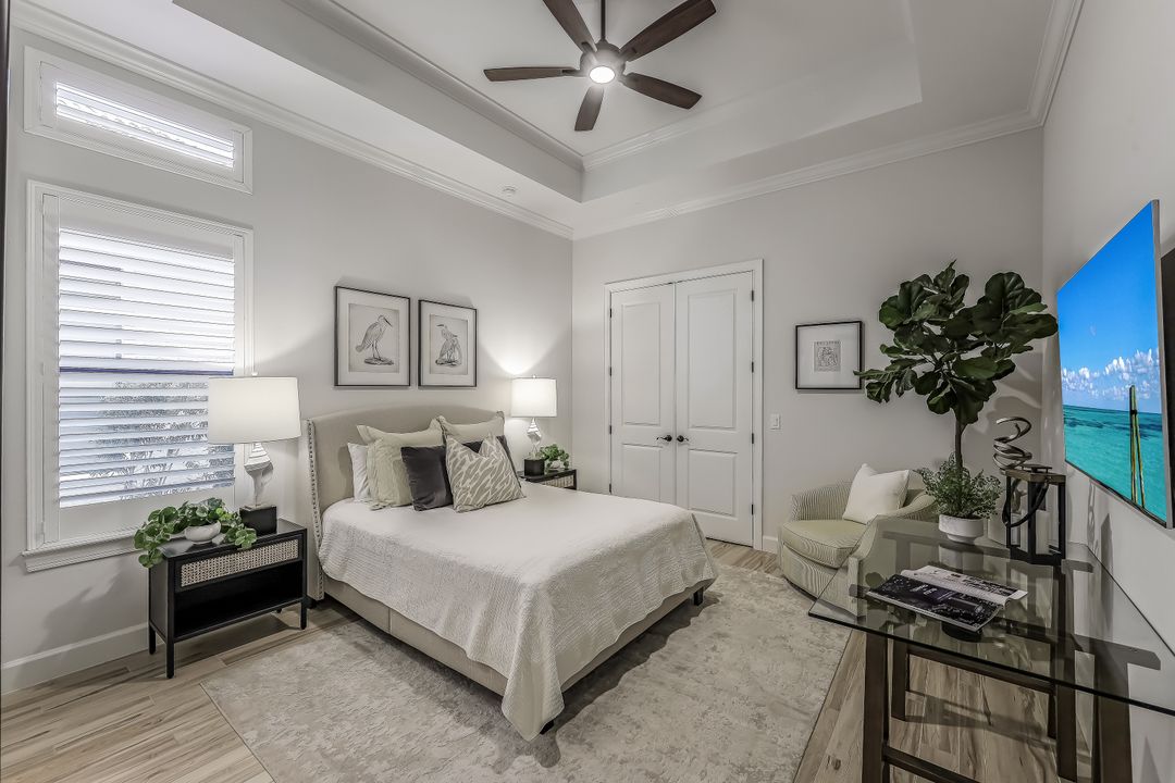 9071 Sorreno Ct, Naples, FL 34119