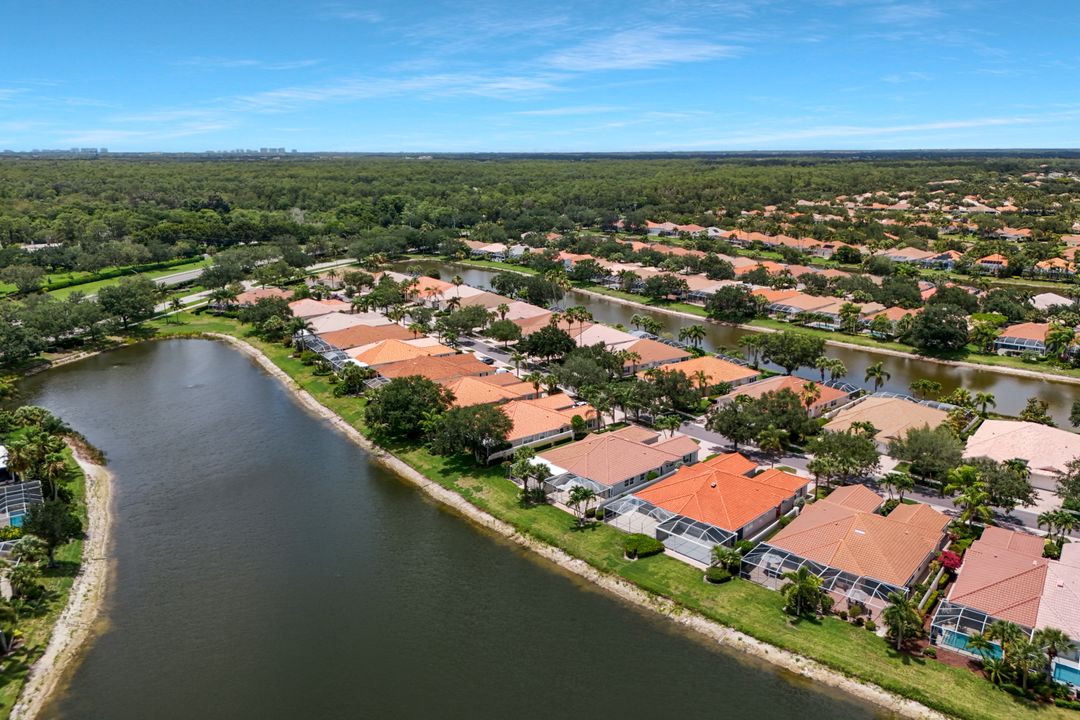 5386 Guadeloupe Way, Naples, FL 34119