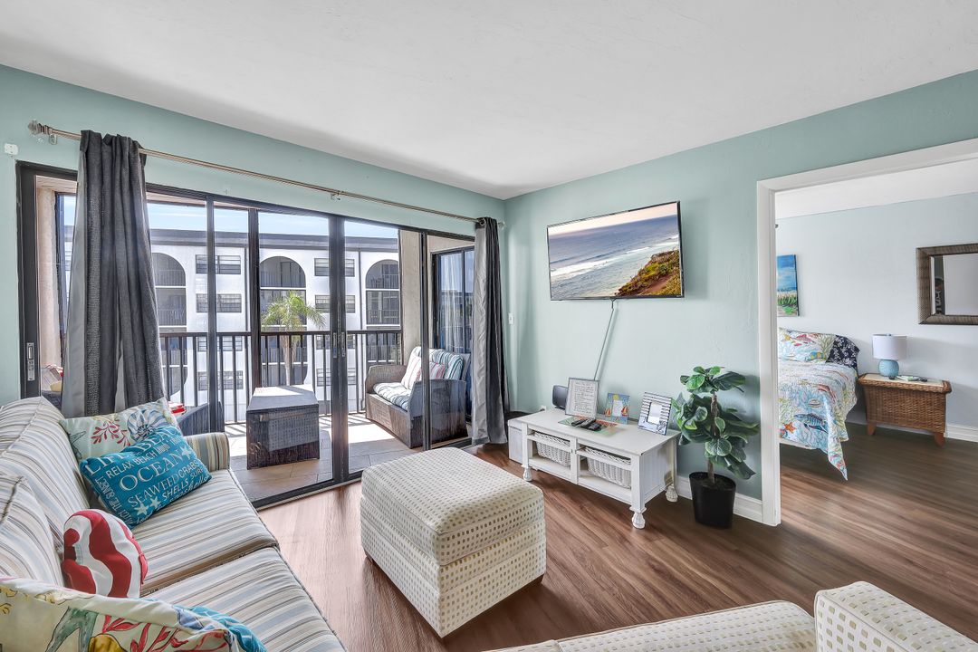 1015 Anglers Cove #G-401, Marco Island, FL 34145
