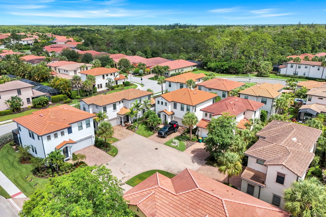 1141 Antaras Ct N, Naples, FL 34113