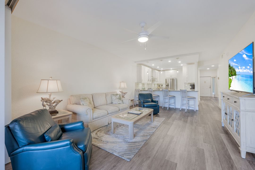 7702 Pebble Creek Cir #103, Naples, FL 34108