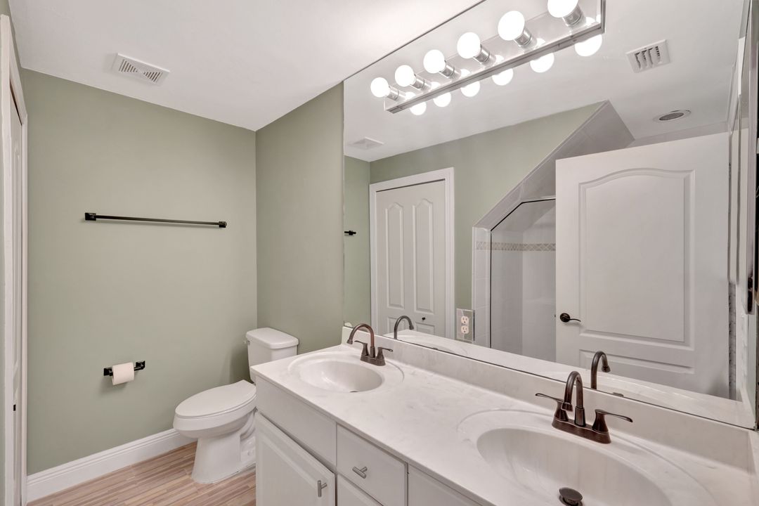 9792 Glen Heron Dr, Bonita Springs, FL 34135