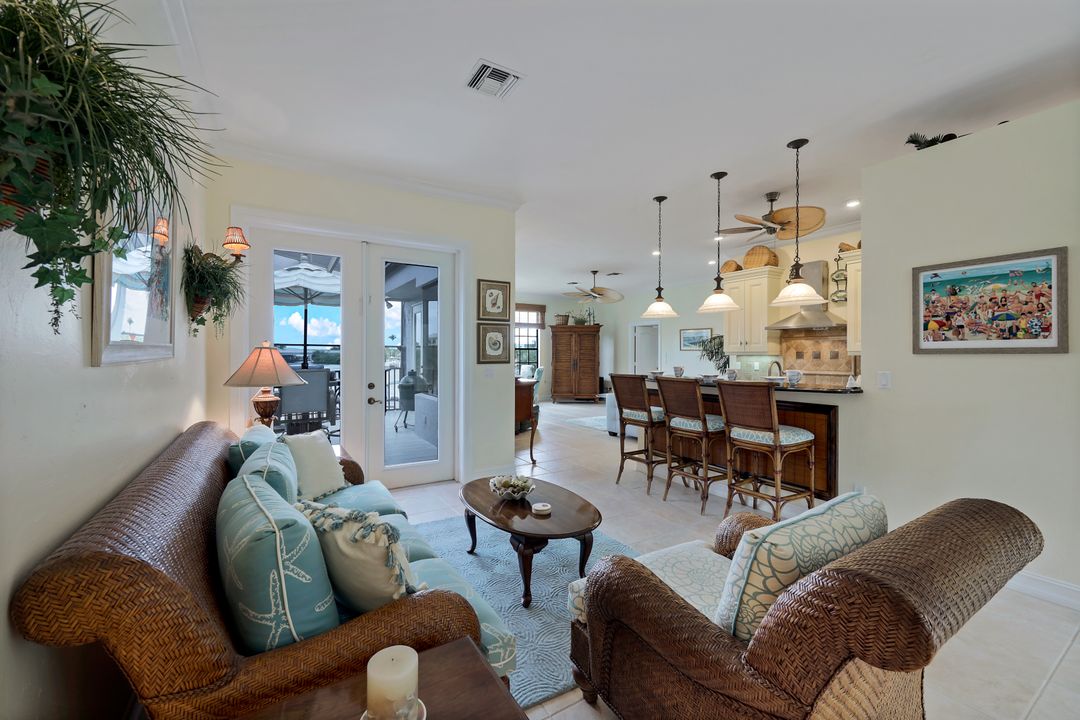 201 San Mateo Dr, Bonita Springs, FL 34134