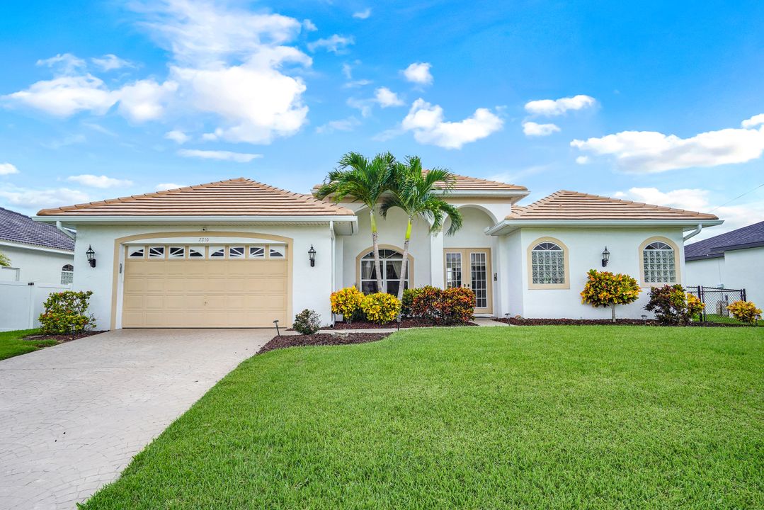 2210 Cape Coral Pkwy W, Cape Coral, FL 33914