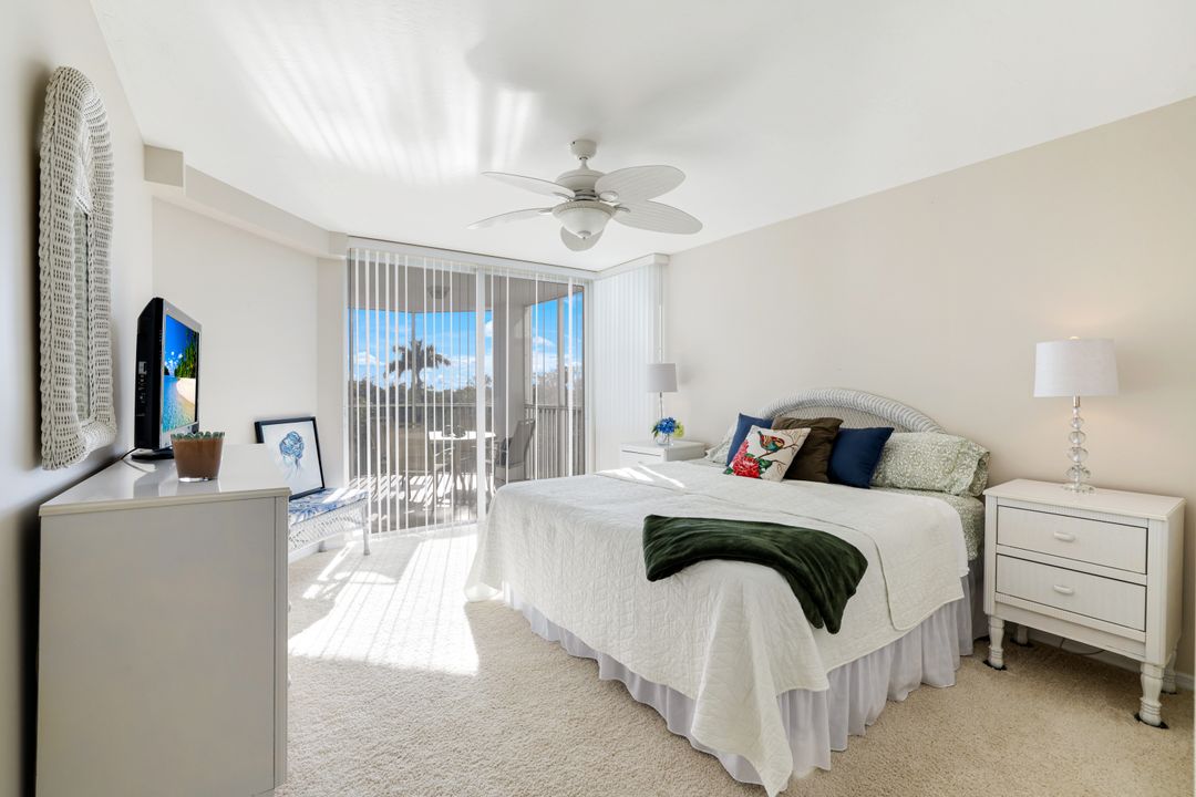 6361 Pelican Bay Blvd #201, Naples, FL 34108