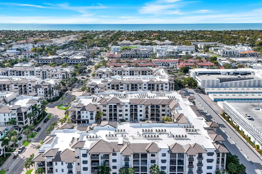 1135 3rd Ave S #209, Naples, FL 34102