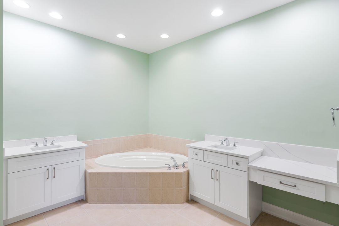 18530 Sandalwood Pointe #102, Fort Myers, FL 33908