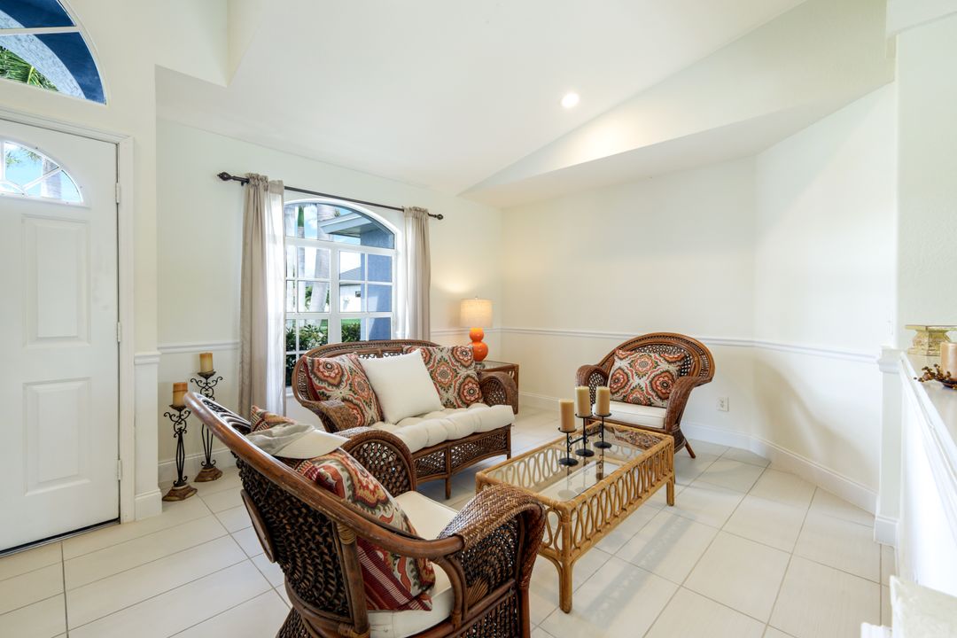 1058 SW 57th St, Cape Coral, FL 33914