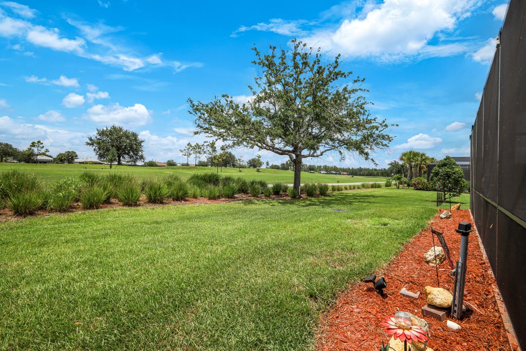 3147 Walnut Grove Ln, Alva, FL 33920