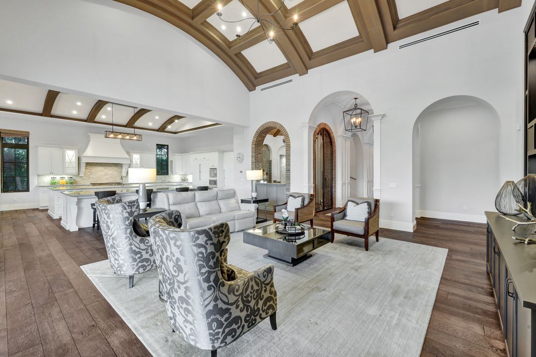 16725 Prato Way, Naples, FL 34110