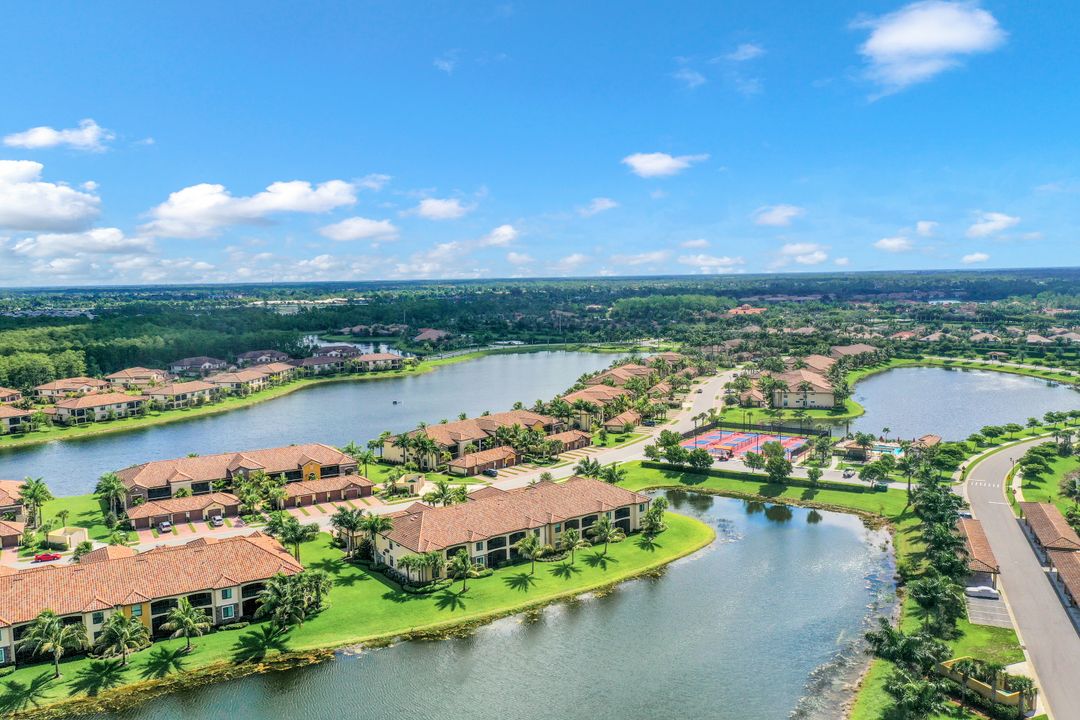 9735 Acqua Ct #625, Naples, FL 34113