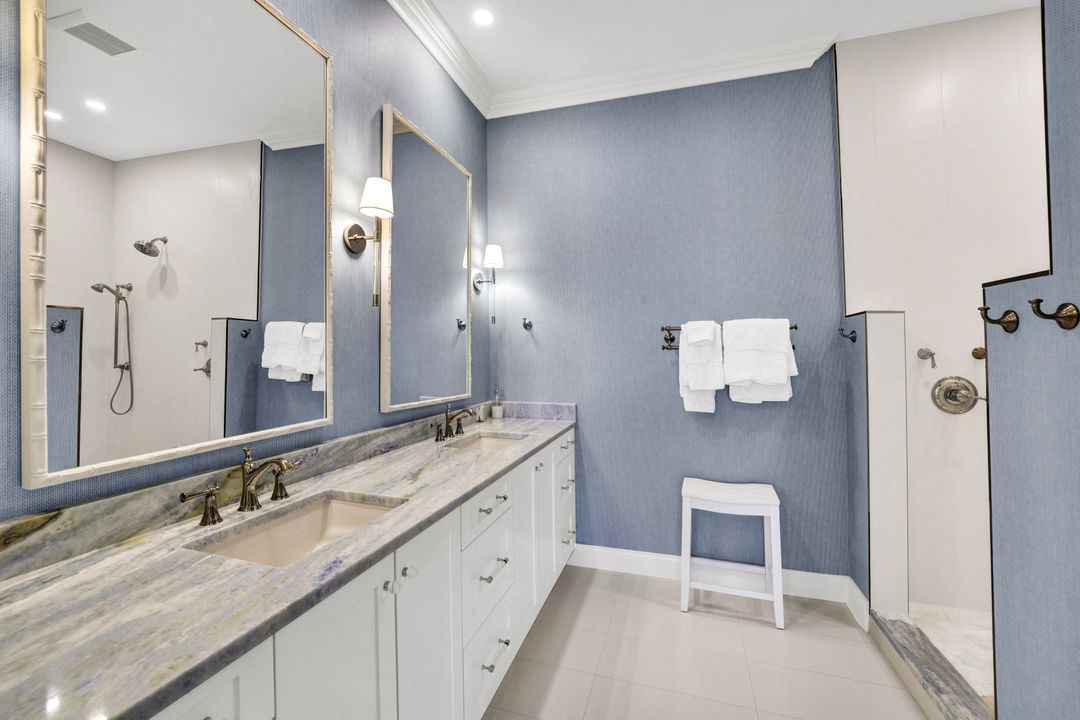 1876 Seville Blvd #1522, Naples, FL 34109