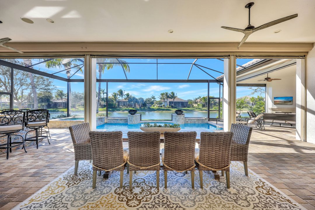 3181 Olympia Ln, Naples, FL 34114