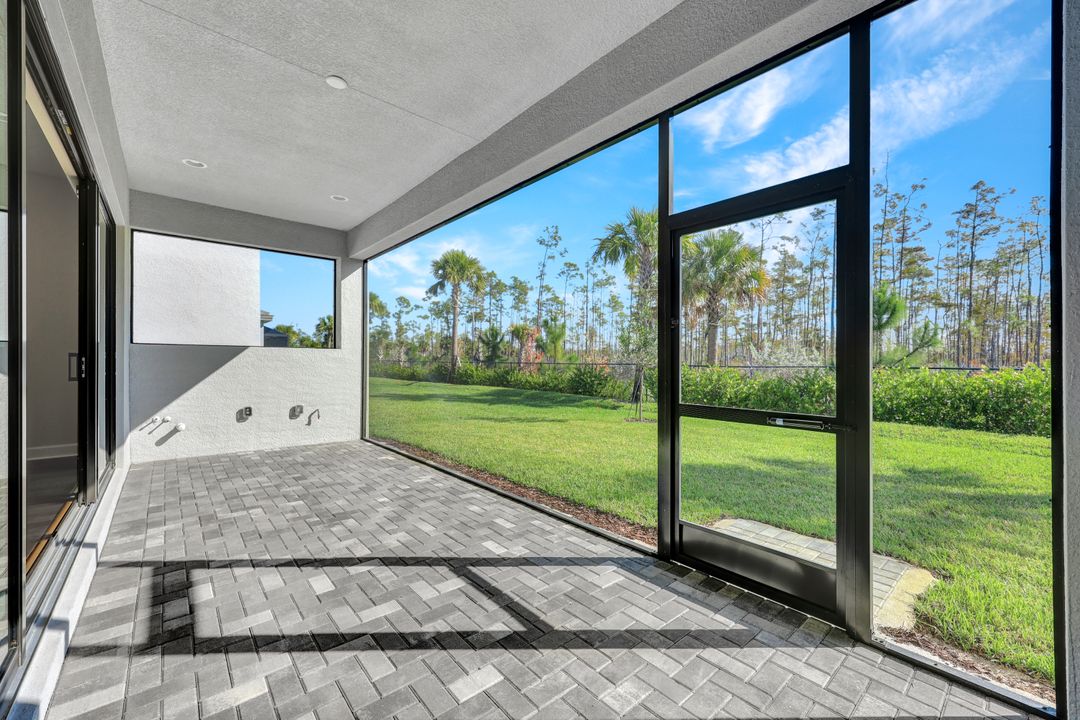 20738 Fair Oak Ln, Estero, FL 33928