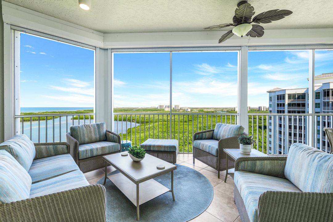 295 Grande Way #1505, Naples, FL 34110