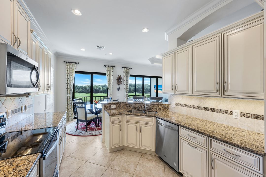 12066 Covent Garden Ct #1403, Naples, FL 34120