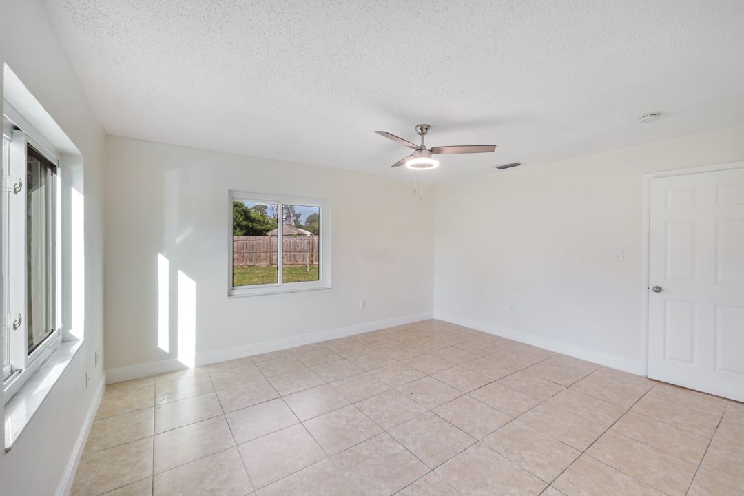801 McMahon Ave NW, Port Charlotte, FL 33948