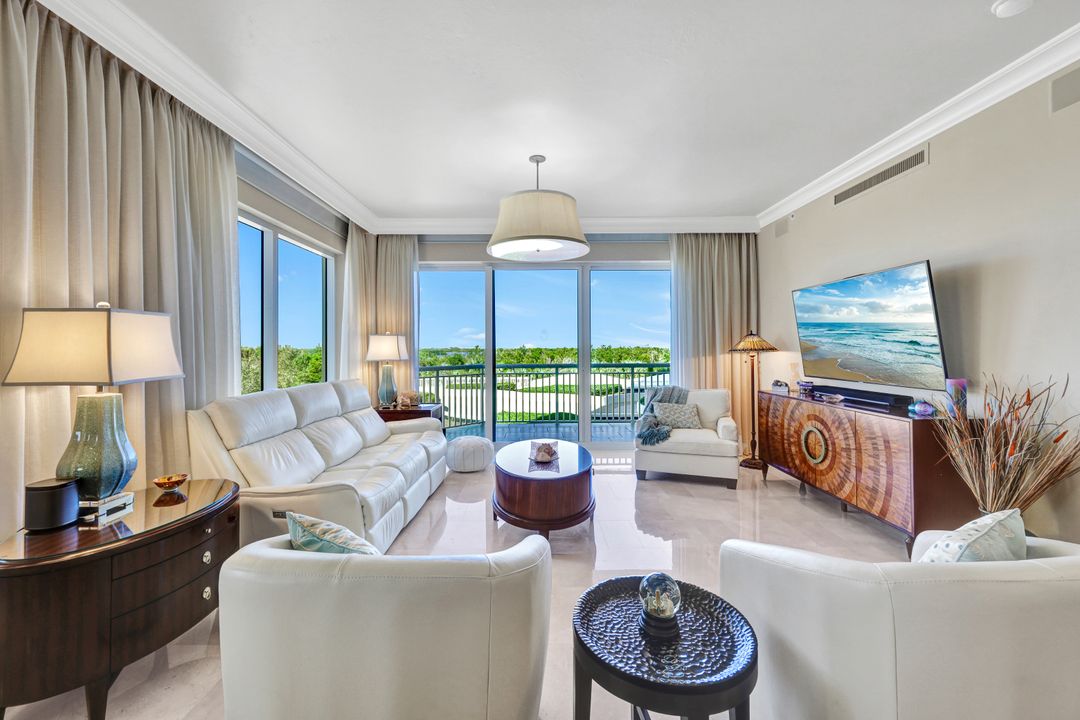 4951 Bonita Bay Blvd #401, Bonita Springs, FL 34134